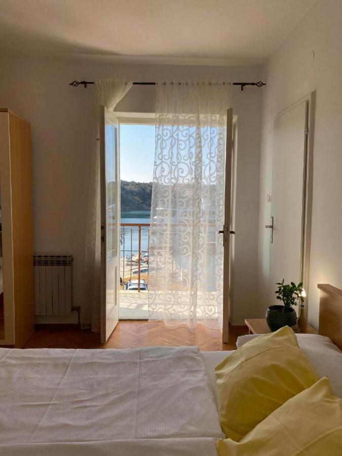 Apartment Sea Supetarska Draga Exterior foto
